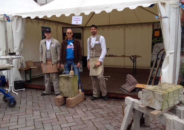 Steinmetze beim Tag des Handwerks